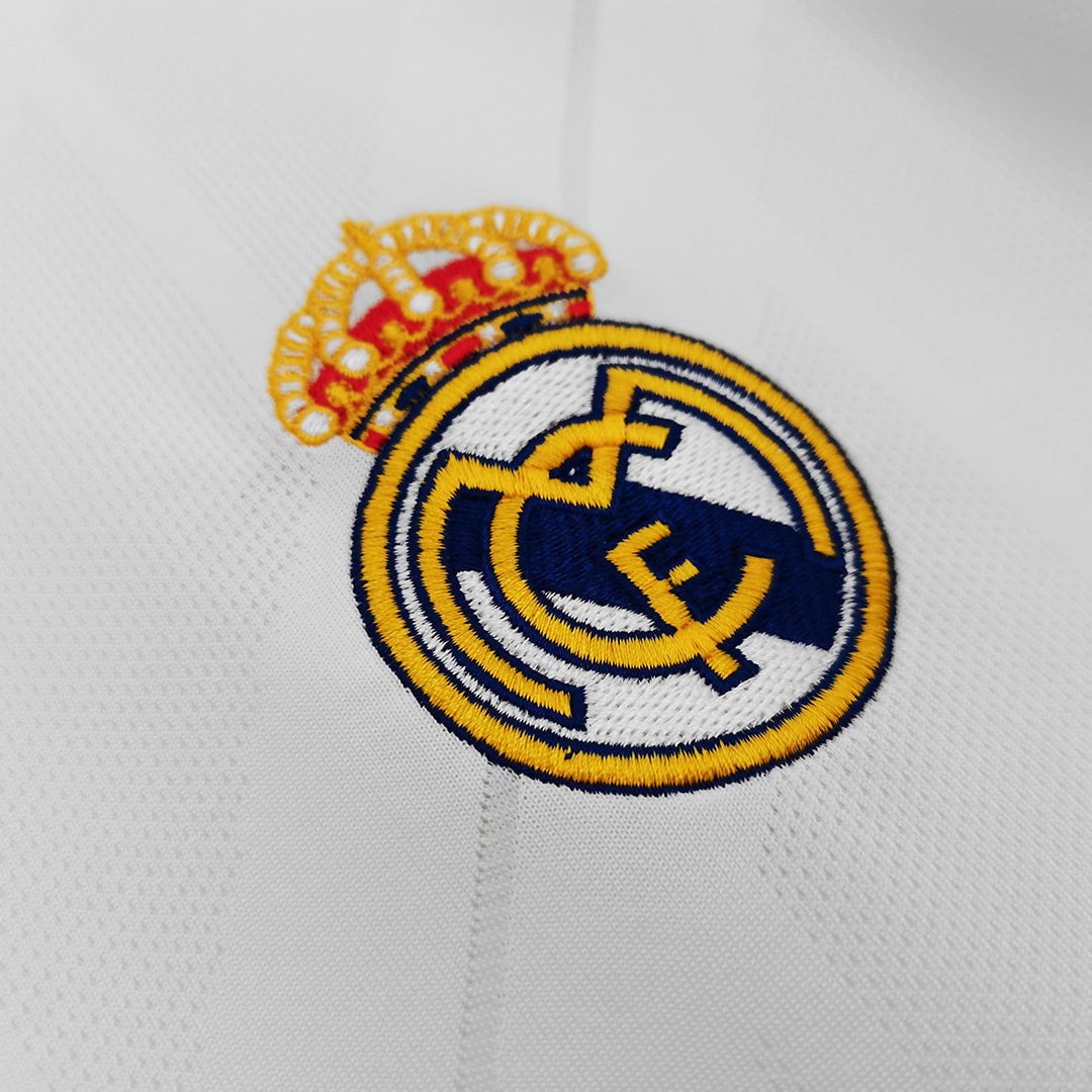 Retro RONALDO #7 Real Madrid Domicile Maillot Manches Longues 2017/18