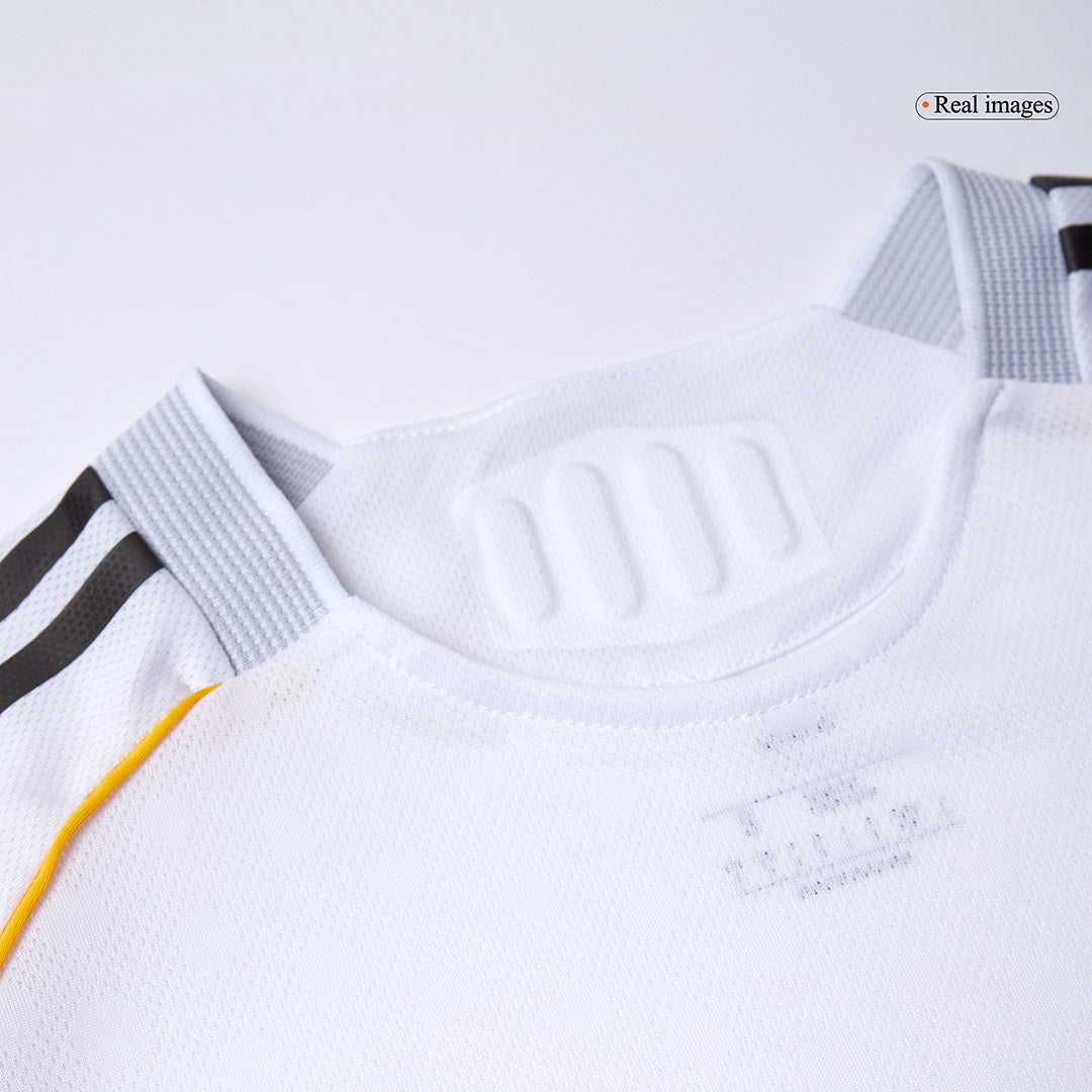 HUIJSEN #24 Real Madrid Domicile Maillot 2025/26 Authentique